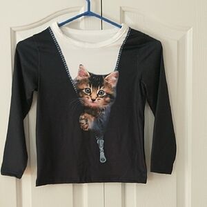 Whimsical Unbranded Kitten Peeking Out Long Sleeve Tee Shirt
